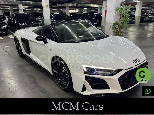 AUDI R8 Spyder V10 FSI rwd S tronic