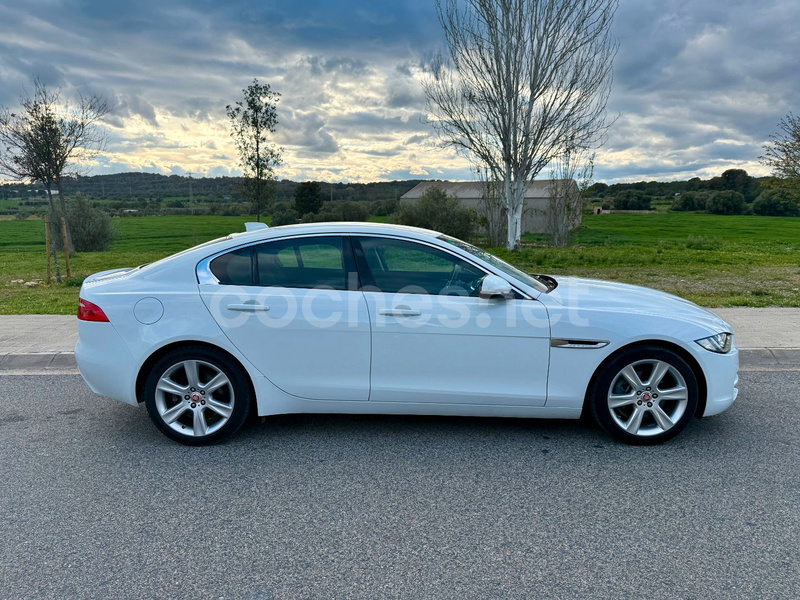 JAGUAR XE 2.0 Diesel RWD RSport Auto