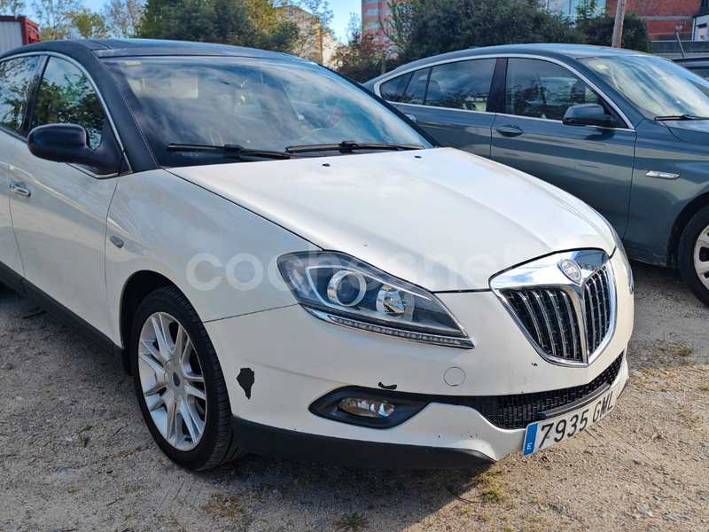 LANCIA Delta 1.6 Multijet DPF Platino