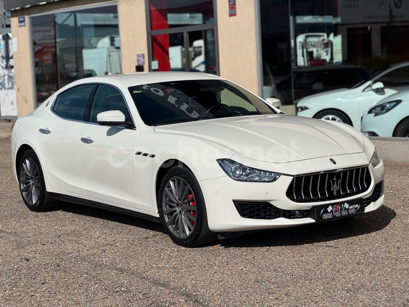 MASERATI Ghibli V6 275 HP D RWD