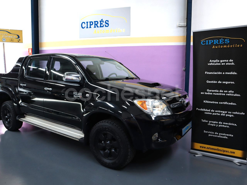 TOYOTA Hilux 3.0 D4D Doble Cabina VXL 4x4