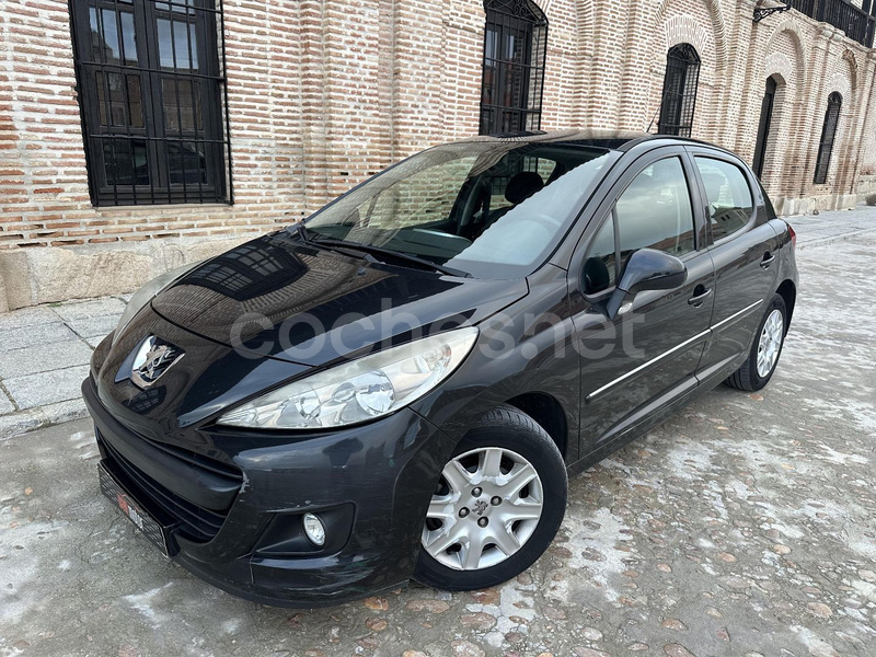PEUGEOT 207 ACTIVE 1.4 HDI 70 FAP