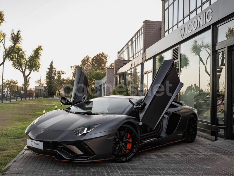 LAMBORGHINI Aventador 6.5 V12 LP 7004