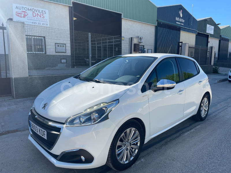 PEUGEOT 208 BUSINESS LINE 1.6 BlueHDi