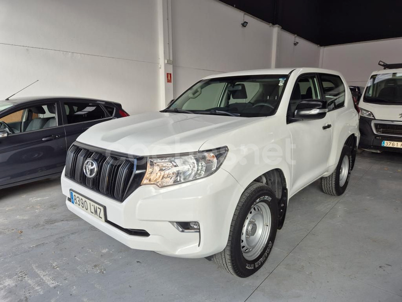 TOYOTA Land Cruiser 2.8 D4D GX