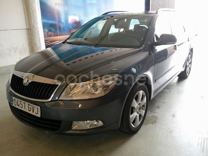 SKODA Octavia Combi 1.6 TDI CR Collection