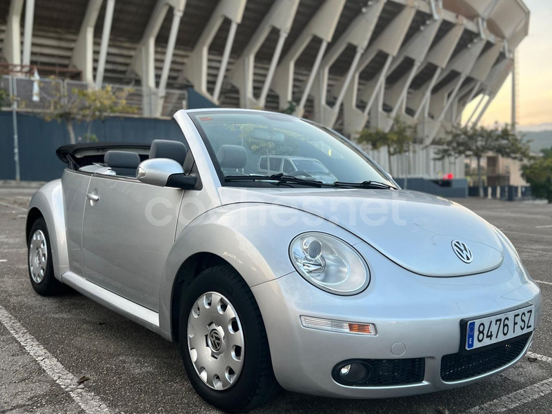 VOLKSWAGEN New Beetle 1.6 Cabriolet