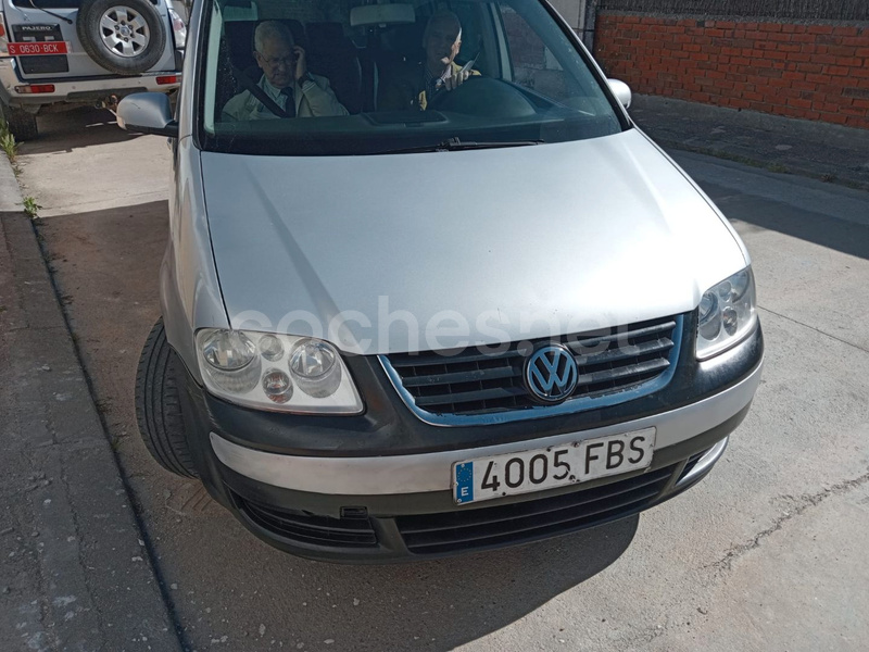 VOLKSWAGEN Touran 1.9 TDI 105 Edition