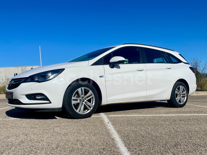 OPEL Astra 1.4 Turbo Dynamic ST