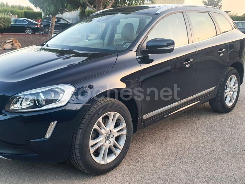 VOLVO XC60 2.4 D4 AWD Summum