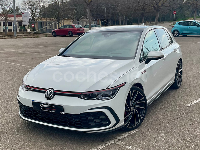 VOLKSWAGEN Golf GTI 2.0 TSI DSG