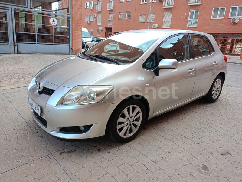 TOYOTA Auris 2.0 D4D Sol