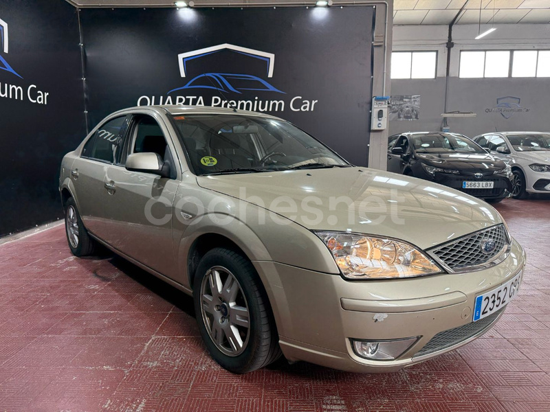 FORD Mondeo 2.0i 16v Ghia