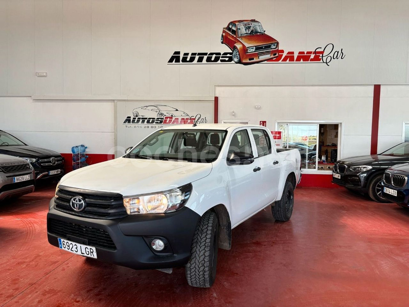 TOYOTA Hilux 2.4 D4D Cabina Doble GX