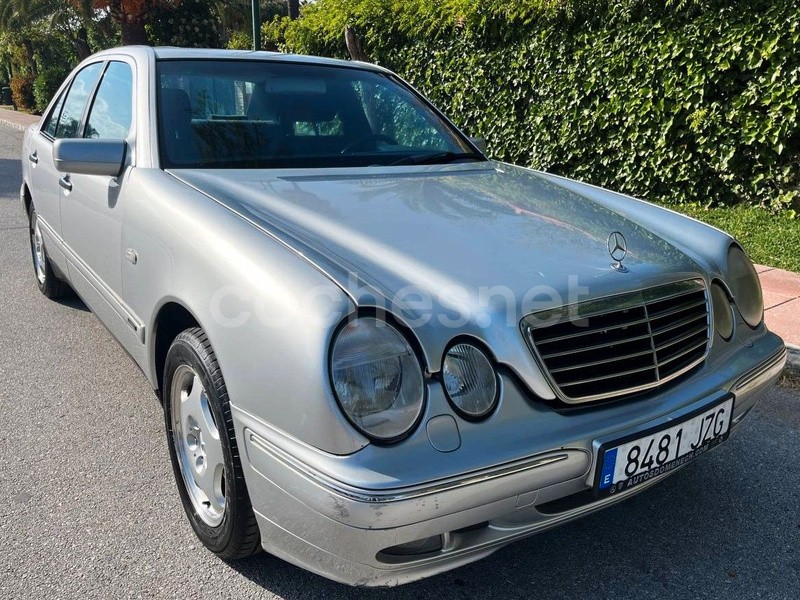 MERCEDES-BENZ Clase E E 320 AVANTGARDE 4MATIC