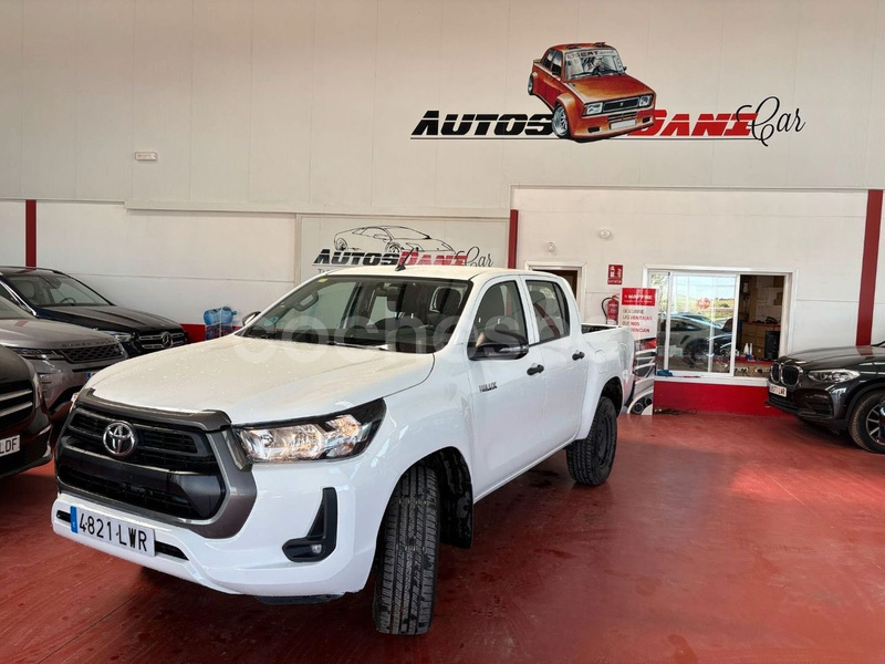 TOYOTA Hilux 2.4 D4D Cabina Doble GX