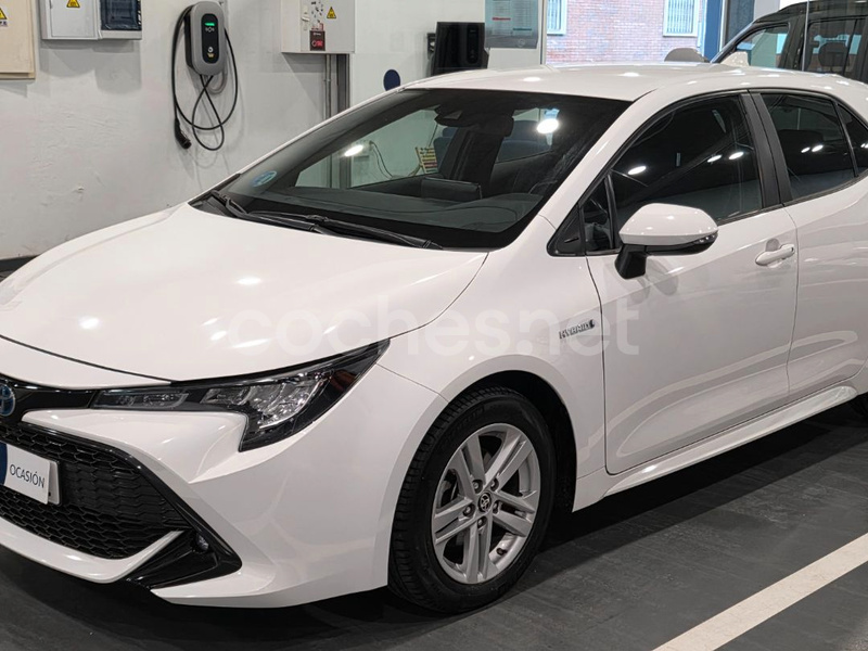 TOYOTA Corolla 1.8 125H ACTIVE TECH ECVT