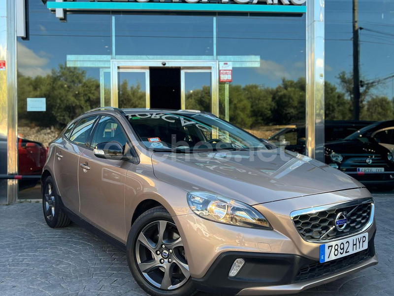 VOLVO V40 Cross Country 1.6 D2 Kinetic