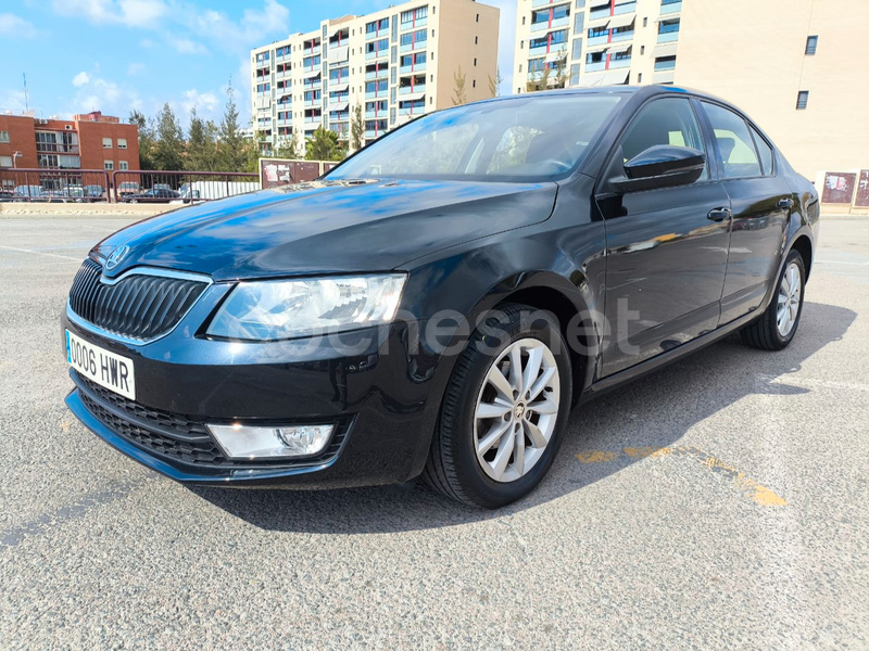 SKODA Octavia 1.6 TDI CR DSG CR Ambition