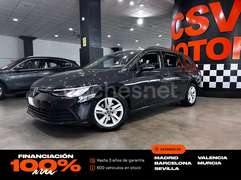 VOLKSWAGEN Golf Life 1.0 eTSI DSG