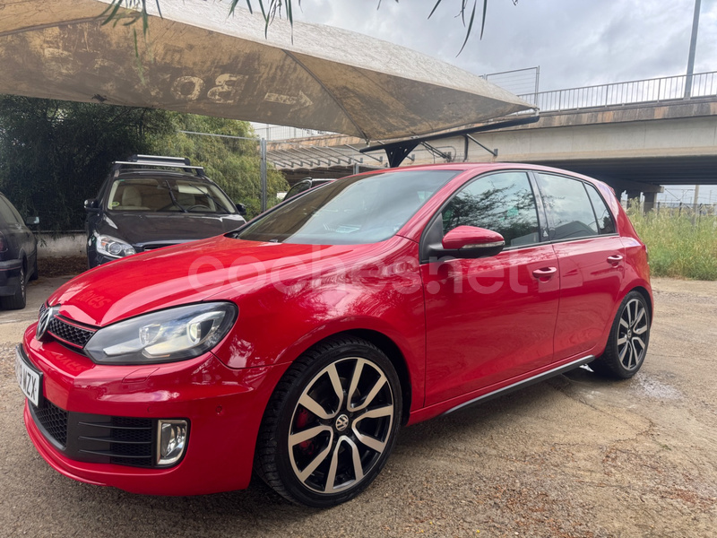 VOLKSWAGEN Golf 2.0 TSI DSG 6 vel GTI