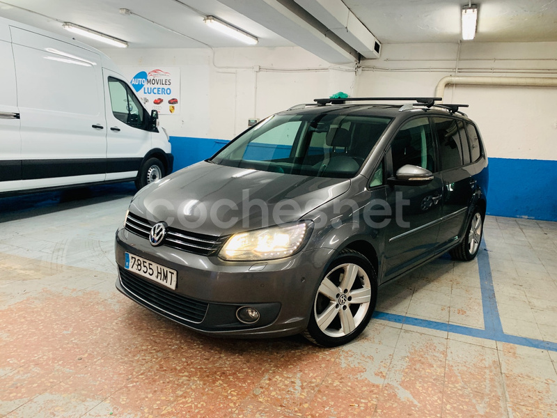 VOLKSWAGEN Touran 2.0 TDI DSG Sport
