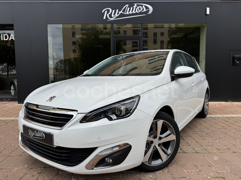 PEUGEOT 308 Allure 1.6 BlueHDi 120