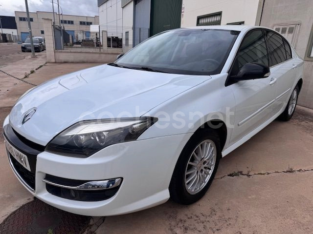 RENAULT Laguna Emotion dCi 110 eco2 ESM
