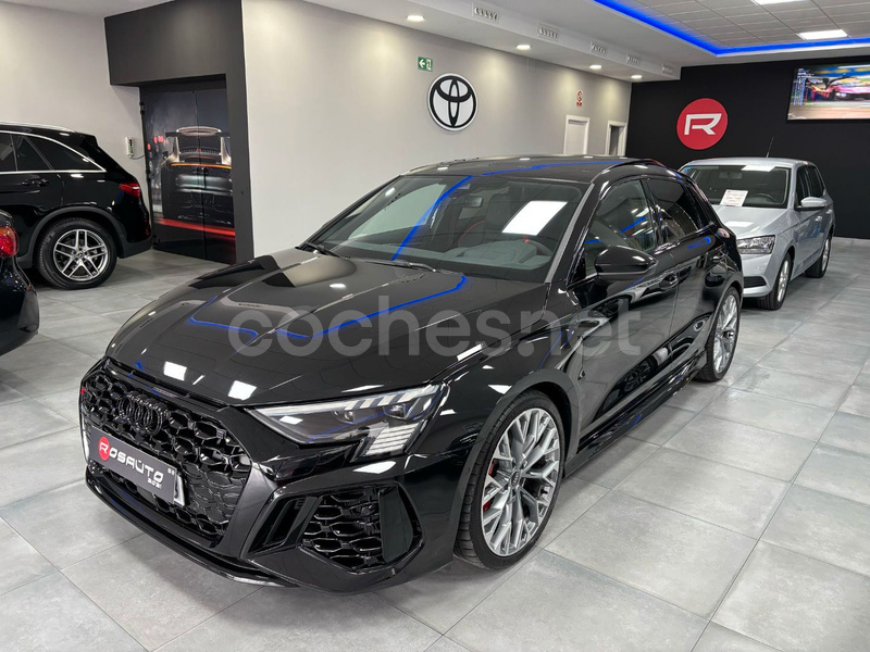 AUDI A3 RS3 Sportback TFSI quattro S tron