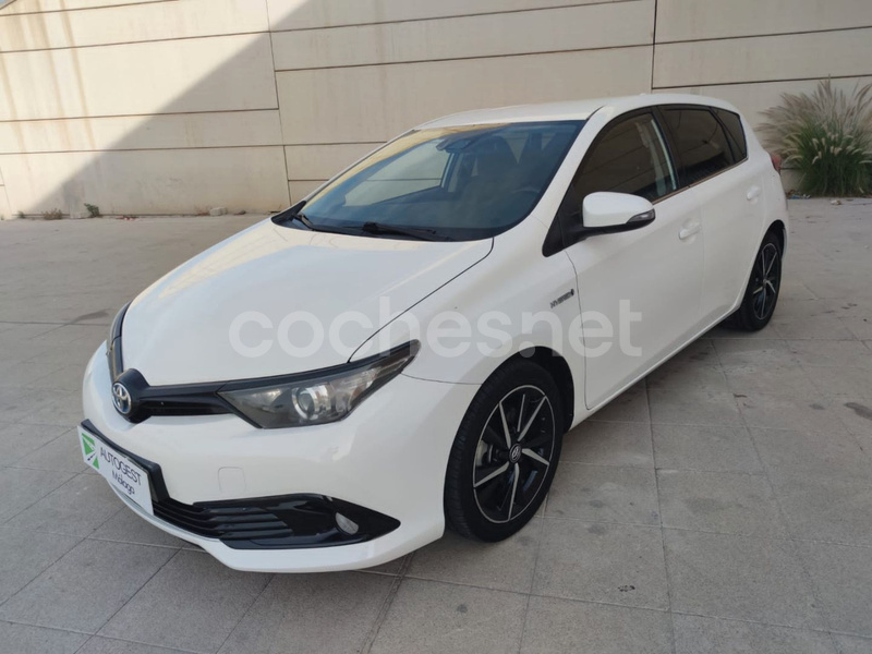 TOYOTA Auris 1.8 140H Hybrid Feel Edition
