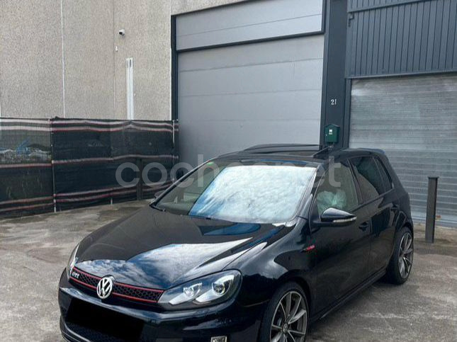 VOLKSWAGEN Golf 2.0 TSI DSG 6 vel GTI