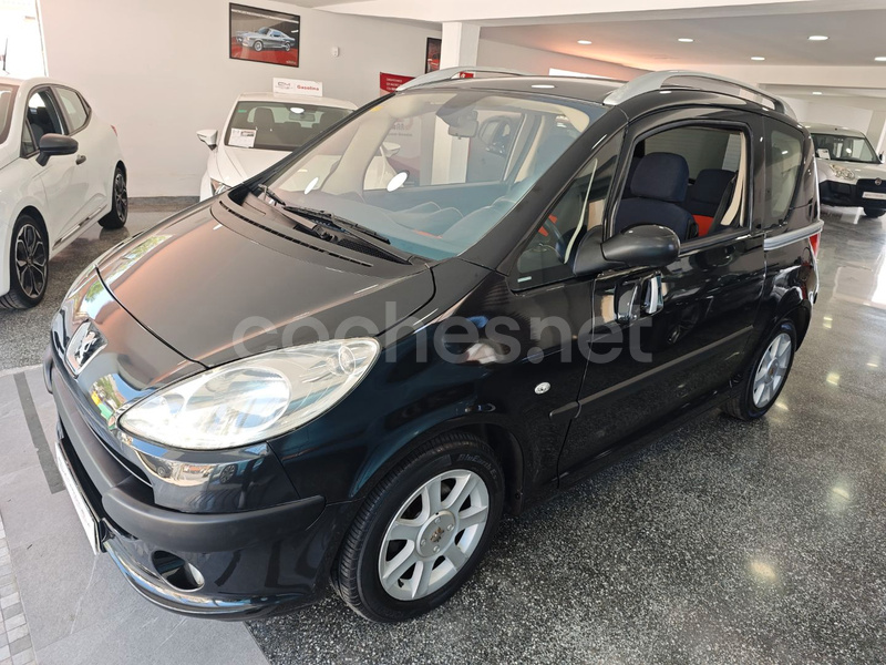 PEUGEOT 1007 1.6 Dolce 2Tronic
