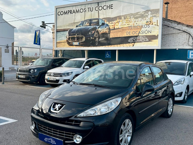 PEUGEOT 207 Confort 1.6 HDI 90
