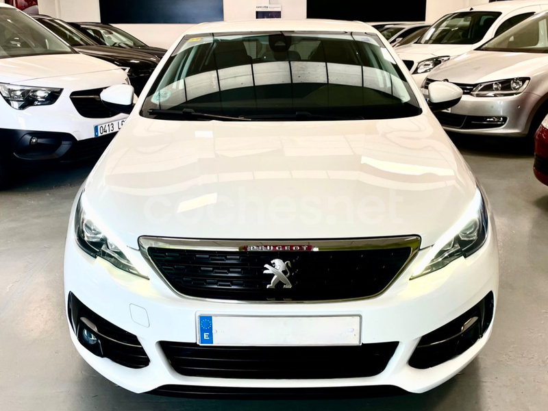 PEUGEOT 308 Active BlueHDi 100 SS