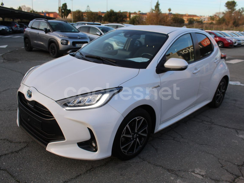 TOYOTA Yaris 1.5 120H Style