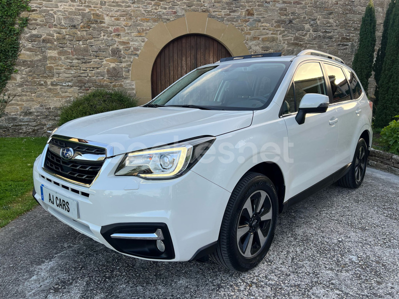 SUBARU Forester 2.0 Lineartronic Executive