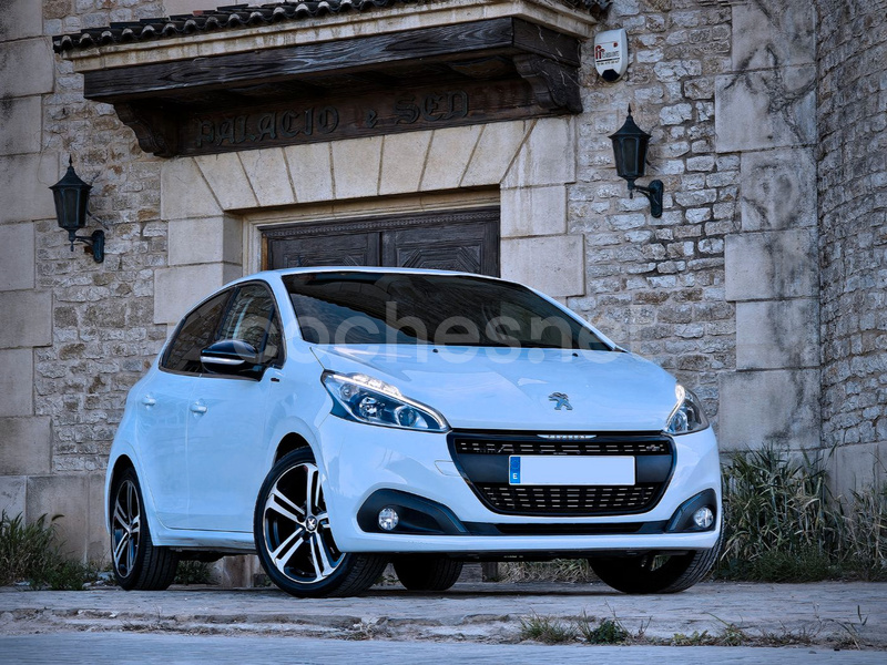 PEUGEOT 208 GTLine 1.2L PureTech 110CVSS