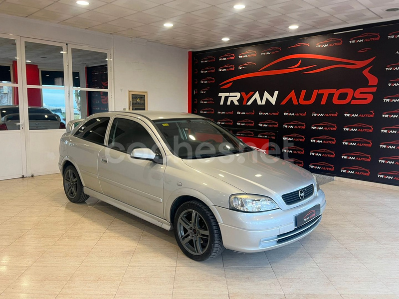 OPEL Astra 1.6 16v Edition