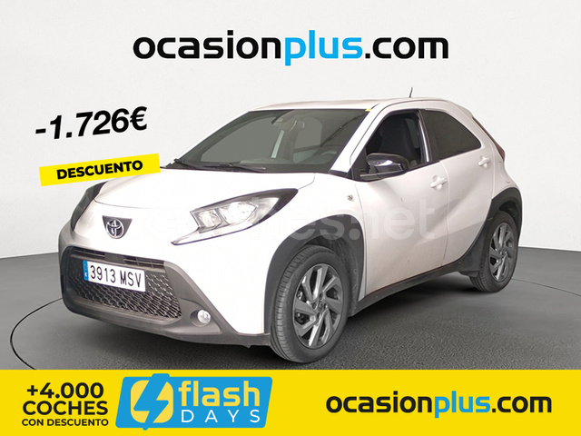 TOYOTA Aygo X Cross 1.0 VVTI Play