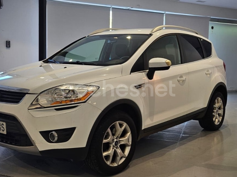 FORD Kuga 2.0 TDCi 140 4x2 Titanium