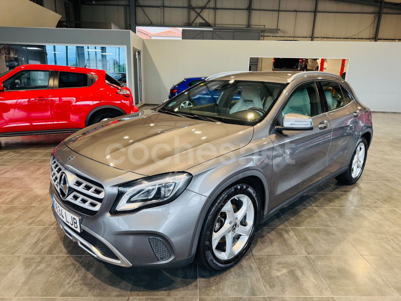MERCEDES-BENZ GLA GLA 200