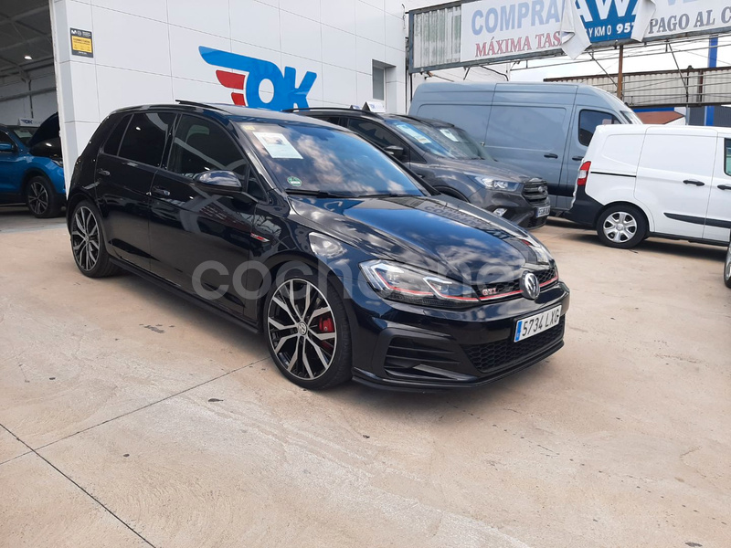VOLKSWAGEN Golf GTI Performance 2.0 TSI