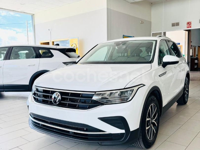 VOLKSWAGEN Tiguan Life 2.0 TDI DSG