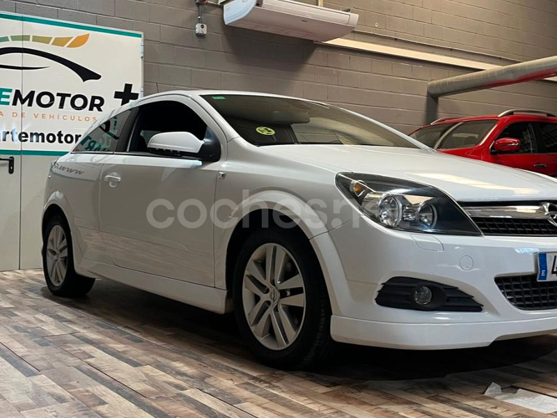OPEL Astra GTC 1.7 CDTi Sport