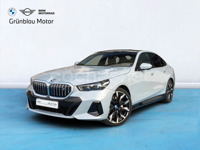BMW i5 eDrive40