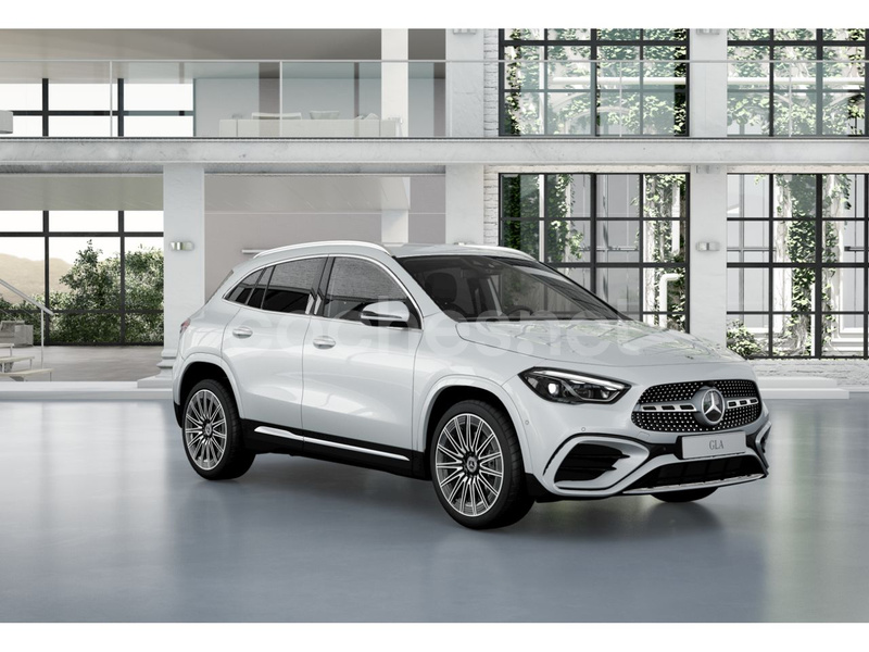 MERCEDES-BENZ GLA GLA 220 D 4MATIC