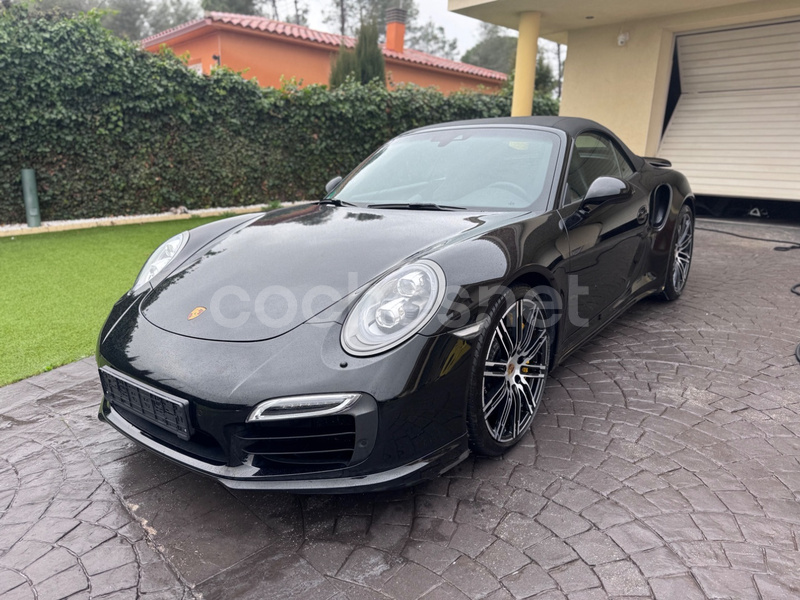 PORSCHE 911 Turbo S Cabrio