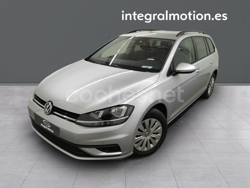 VOLKSWAGEN Golf Advance 1.6 TDI Variant