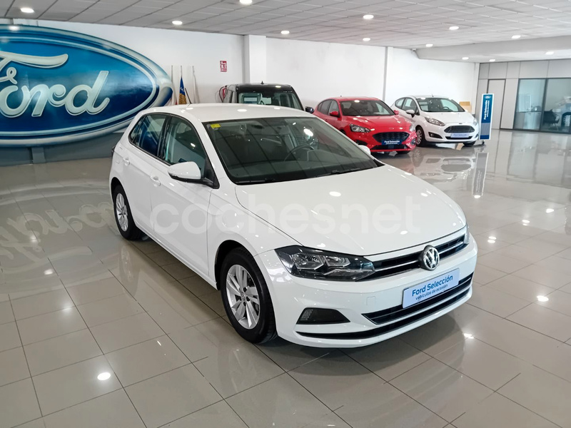 VOLKSWAGEN Polo Advance 1.0