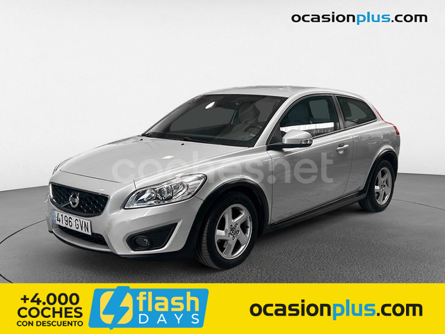 VOLVO C30 2.0D Momentum